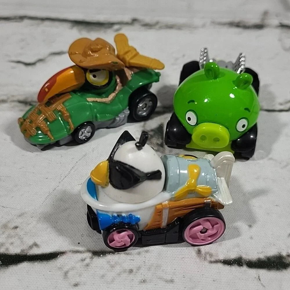 Hot Wheels Lot of 9 Cars‎ Fun Dino Rider Bubblematic Angry Birds Tortoshell